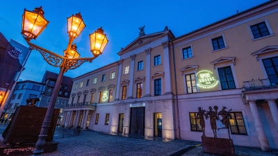 Das Theater Regensburg ist mit dem „Oper! Award“ in der Kategorie „Bestes Opernhaus 2025“ ausgezeichnet worden. (Foto: Armin Weigel/dpa)
