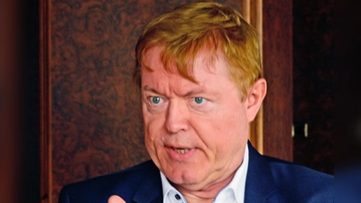 Noch bis Februar 2028 führt Dr. Gerhard Sontheimer den Klinikverbund ANregiomed. Schon jetzt soll seine Nachfolge geregelt werden.  (Archivbild: Jim Albright)