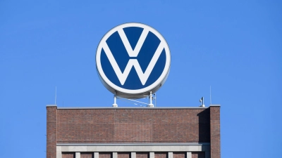 Die VW-Spitze hält das Sparkonzept der IG Metall für nicht ausreichend. (Archivfoto) (Foto: Julian Stratenschulte/dpa)