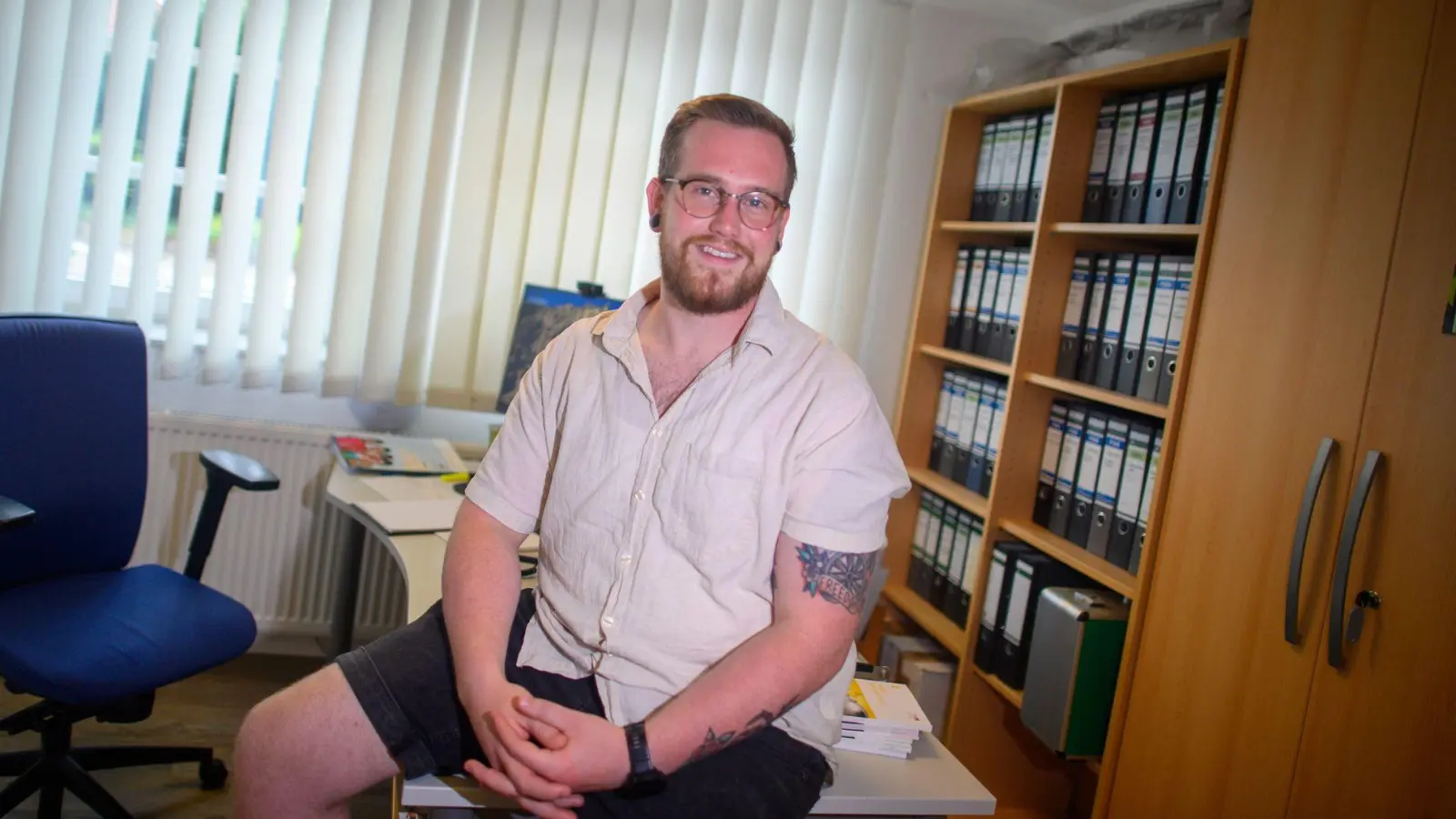 Jens Klie ist Sozialarbeiter und Suchttherapeut in Ausbildung beim Caritasverband Südniedersachsen. (Foto: Klaus-Dietmar Gabbert/dpa-tmn)