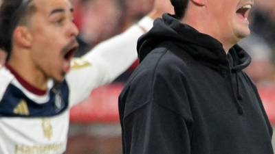 Haderte mit dem Schiedsrichter: HSV-Trainer Merlin Polzin. (Foto: Torsten Silz/dpa)
