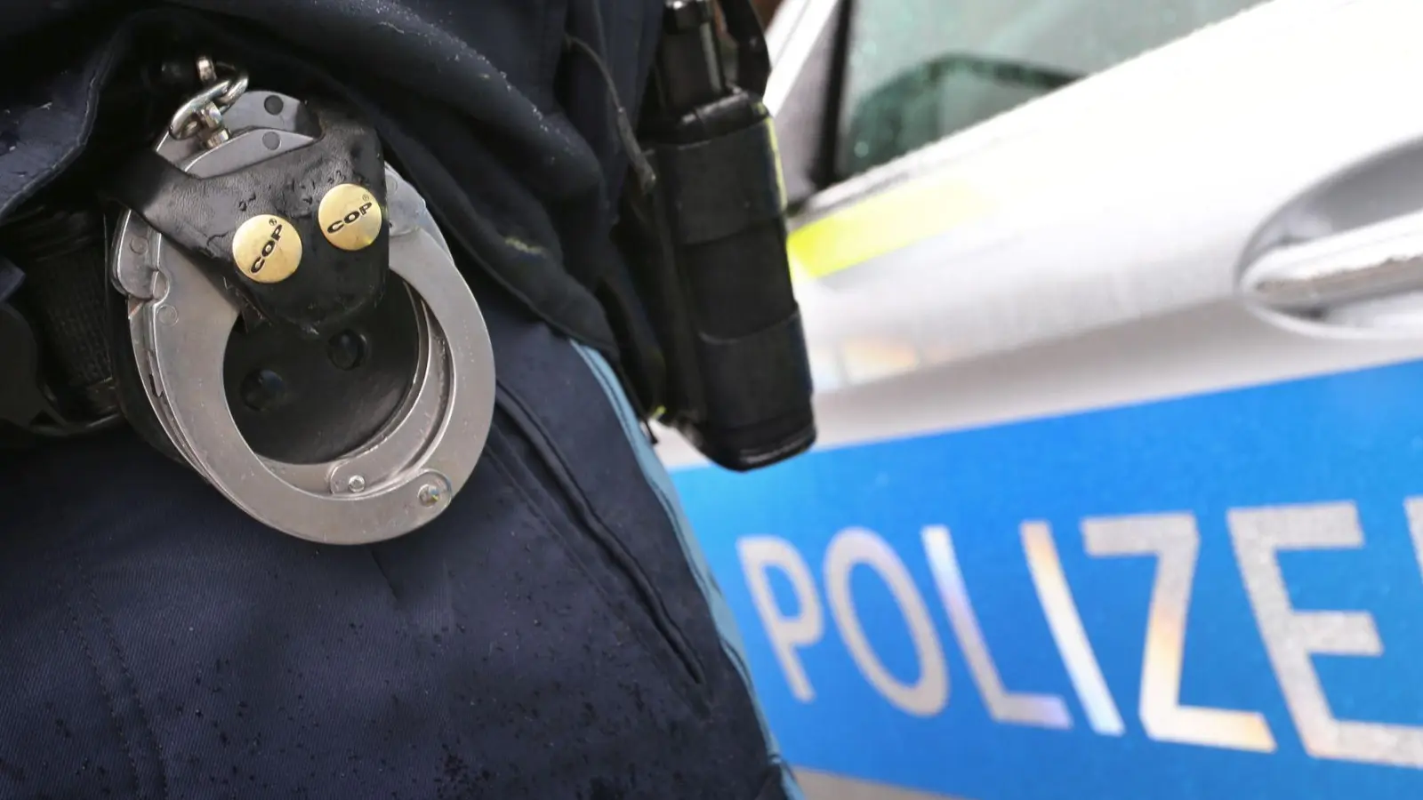 Der Haftbefehl gegen den 29-Jährigen wurde unter Auflagen außer Vollzug gesetzt. (Symbolbild)  (Foto: Karl-Josef Hildenbrand/dpa)