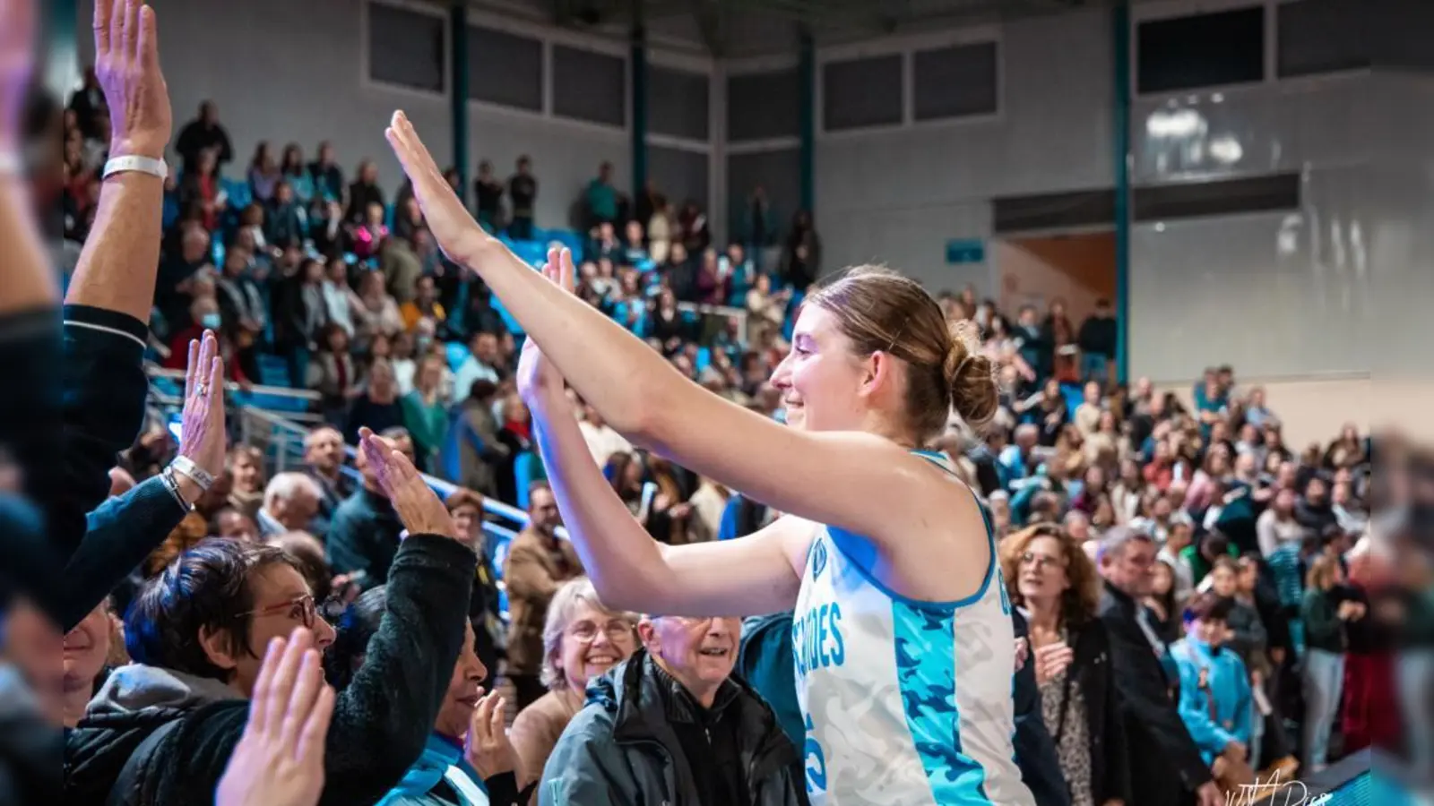 Längst Publikumsliebling in Landes: Luisa Geiselsöder. (Foto: Basket Landes)