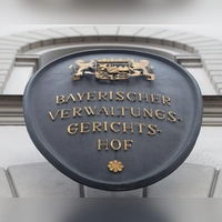 Der Bayerische Verwaltungsgerichtshof befasst sich mit Ladenschlusszeiten an Sonn- und Feiertagen. (Symbolbild) (Foto: Peter Kneffel/dpa)