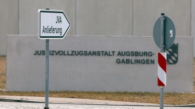 Wurden in der JVA Augsburg-Gablingen Häftlinge misshandelt? (Archivfoto)  (Foto: Karl-Josef Hildenbrand/dpa)