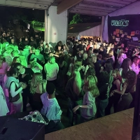 Feiern wie noch nie: neuer Name, zahlreiche DJs und fette Techno-Beats. Für ihr Landjugendfest 2026 hat sich die ELJ Neusitz so einiges überlegt.  (Foto: ELJ Neusitz)