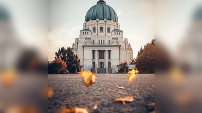 Architektonisches Highlight des Wiener Jugendstils: Die Kirche zum heiligen Borromäus ist einen Besuch wert. (Foto: Sebastian Burziwal/Wien Tourismus/dpa-tmn)