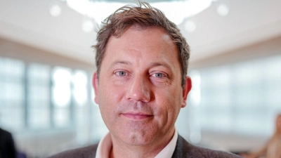 SPD-Chef Lars Klingbeil erwartet Schub durch ein Treffen „progressiver“ Kräfte.  (Foto: Kay Nietfeld/dpa)