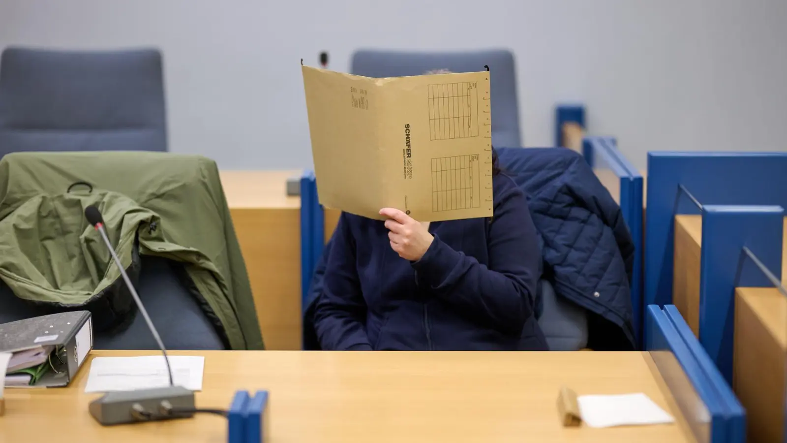 Die zweite Verhandlung wird wegen der Wetterlage verschoben. (Archivfoto) (Foto: Bernd Thissen/dpa)