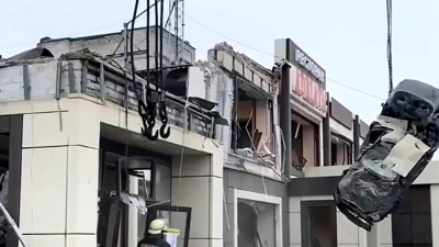 Die zerstörte Bäckerei in Lyssytschansk. (Foto: Uncredited/Russian Emergency Ministry Press Service/AP/dpa)