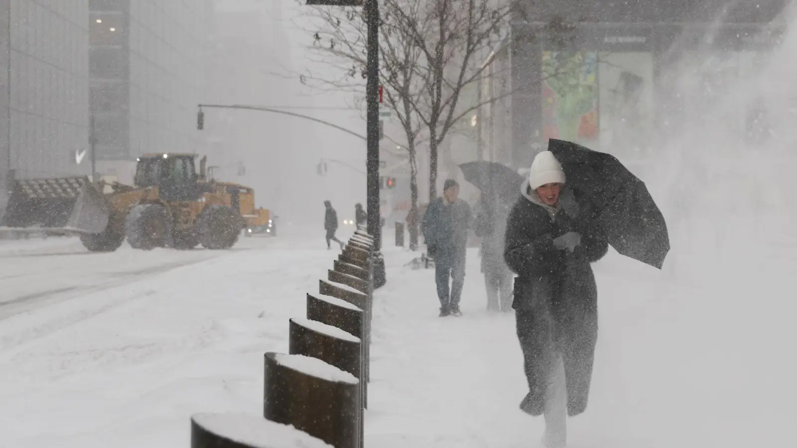 Bei extremer Kälte und starken Schneefällen waren zuletzt nach Medienberichten mindestens 85 Menschen in mehreren US-Bundesstaaten ums Leben gekommen. (Archivbild) (Foto: Heather Khalifa/FR172147 AP/AP/dpa)