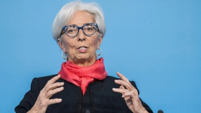 EZB-Präsidentin Christine Lagarde hat vorgeschlagen, dass auf neuen Generationen von Euro-Scheinen, berühmte Persönlichkeiten aus Europa zu sehen sein sollen. (Foto: Thomas Lohnes/AFP Pool/dpa)