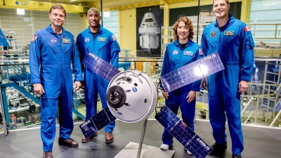 Noch in diesem Jahr sollen mit der Mission wieder Menschen um den Mond fliegen. (Archivfoto) (Foto: Hauke-Christian Dittrich/dpa)