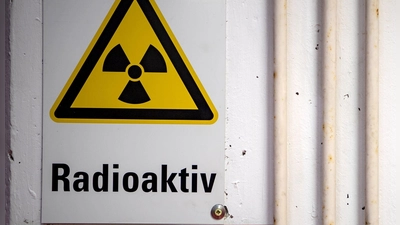 Die Frage, wo der radioaktive Müll der Atomkraftwerke gelagert werden soll, sorgt immer wieder für Zwist. (Archivbild) (Foto: Sina Schuldt/dpa)