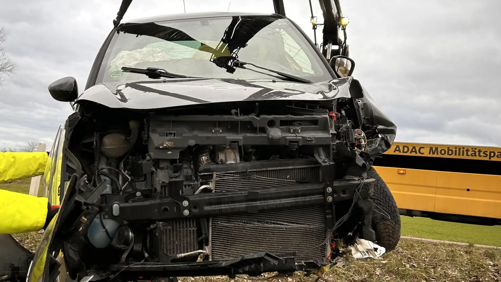 Bei Seenheim ist es am Montag zu einem Unfall gekommen. (Foto: Max Fichtner)