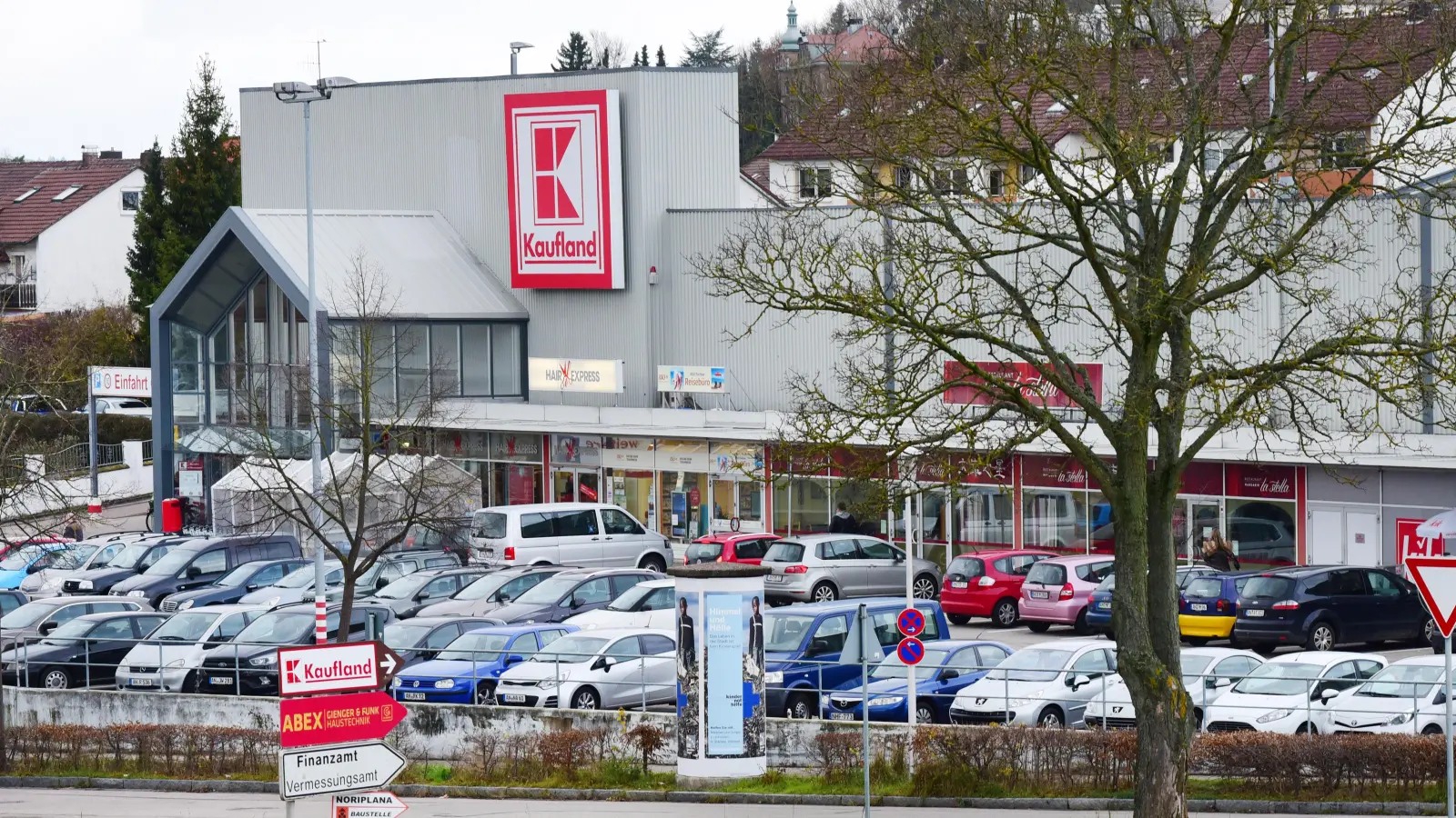 Die Kaufland-Filiale in Ansbach, hier eine Aufnahme aus 2017, besteht schon seit vielen Jahren. Jetzt werden Vorwürfe gegen die Supermarkt-Kette wegen bundesweiter Hygienemängel laut. (Archivbild: Jim Albright)
