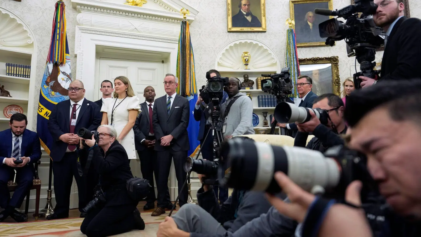 Trump verbietet CNN den Zugang zum Weißen Haus – es ist nicht das erste Verbot dieser Art. (Archivbild) (Foto: Ben Curtis/AP/dpa)
