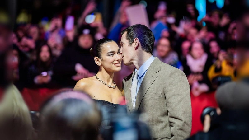 In Palermo laufen die Vorbereitungen für die große Party von Dua Lipa und Callum Turner. (Symbolbild) (Foto: Christoph Soeder/dpa)