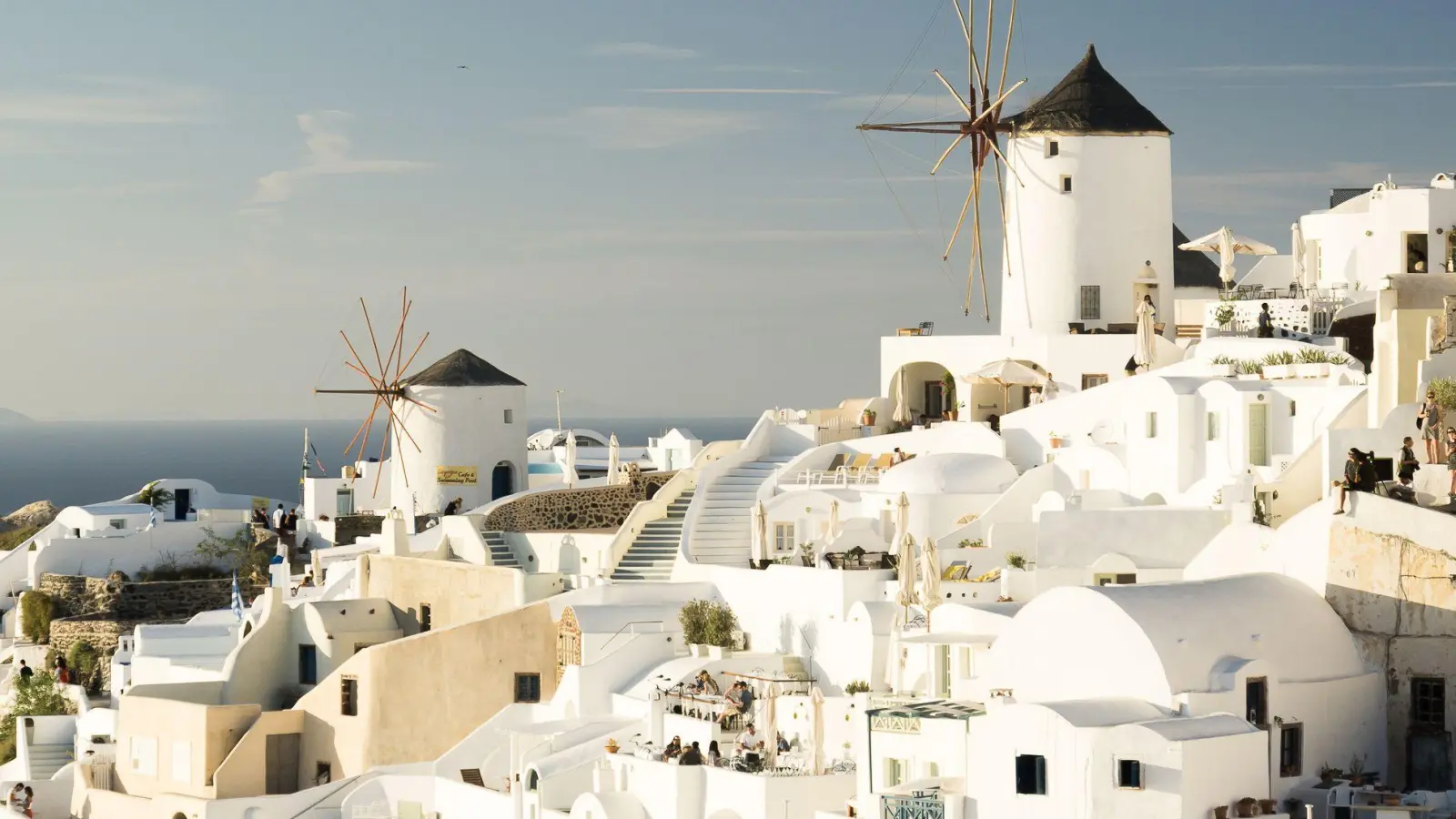 Zahlreiche Beben haben die griechische Insel Santorini erschüttert.  (Foto: Philipp Laage/dpa-tmn)