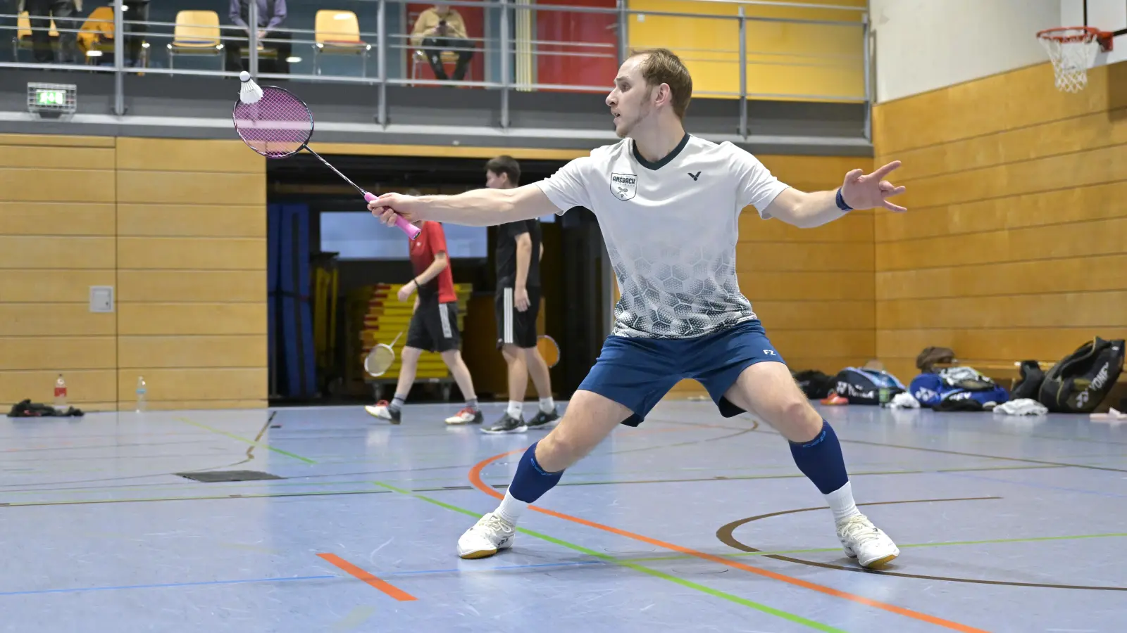 Routinier Wladislaw Kuguschew (hier bei einem Spiel in der vergangenen Saison) gewann beim Oberliga-Auftakt des TSV Ansbach in Unterdürrbach sein Einzel und das Mixed zusammen mit Anja Böhm. (Foto: Martin Rügner)