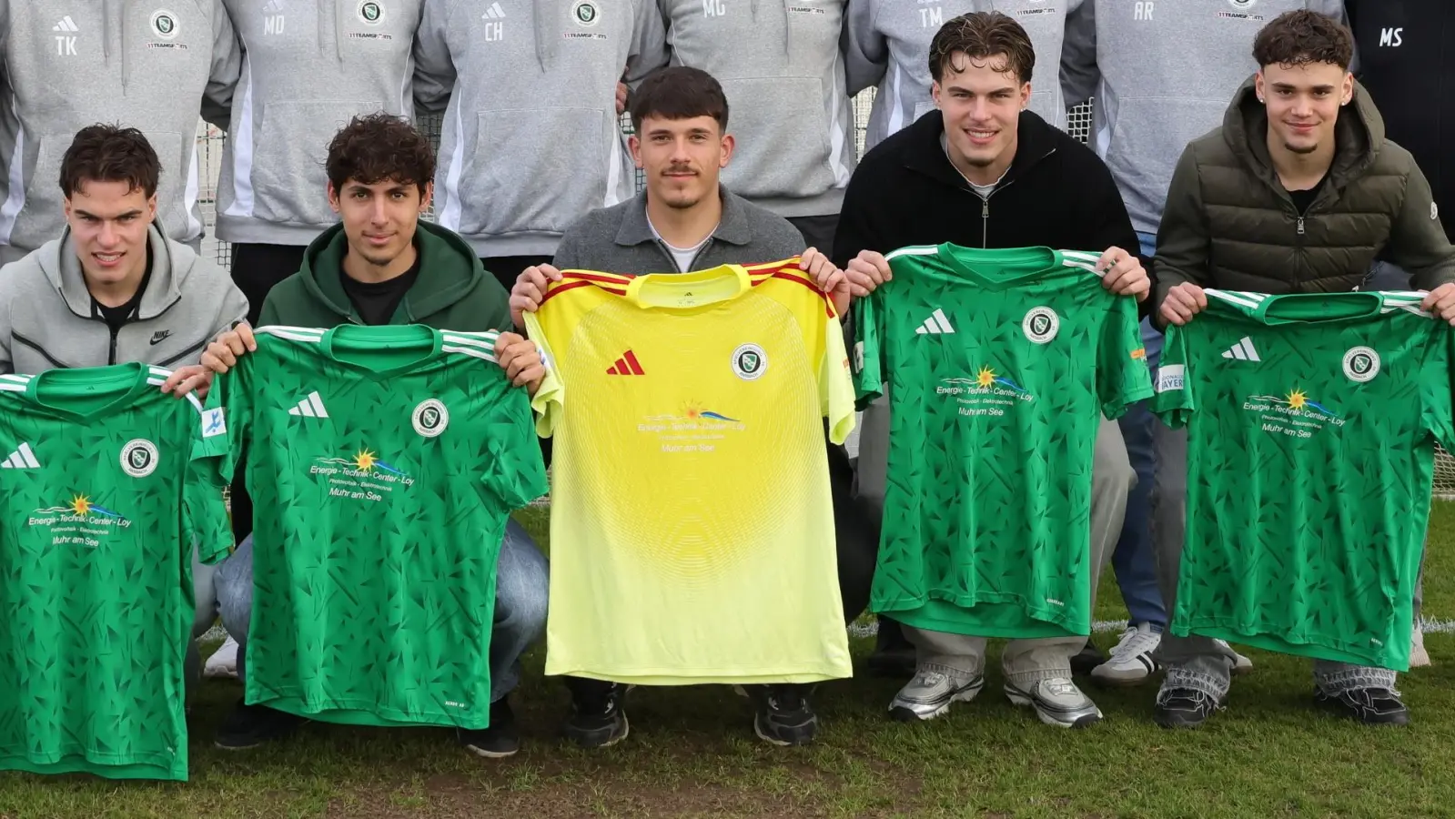 Zur neuen Saison im Regionalligakader der SpVgg Ansbach, von links: Leon Stauber, Diego Collura, Tim Lierhammer, Dennis Stauber, Christopher Krez. (Foto: Nelly Meyer)
