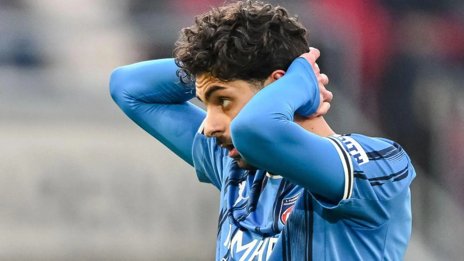 Eren Dinkçi hofft auf Hilfe für seine erkrankte Freundin. (Archivbild) (Foto: Harry Langer/dpa)