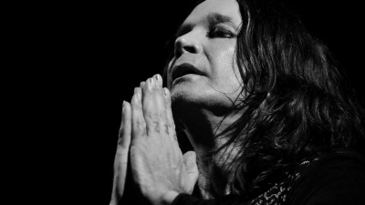 Erst vor wenigen Wochen stand er mit Black Sabbath ein letztes Mal auf der Bühne. Nun ist Ozzy Osbourne gestorben. (Foto von 2010) (Foto: Roni Rekomaa/Lehtikuva/dpa)