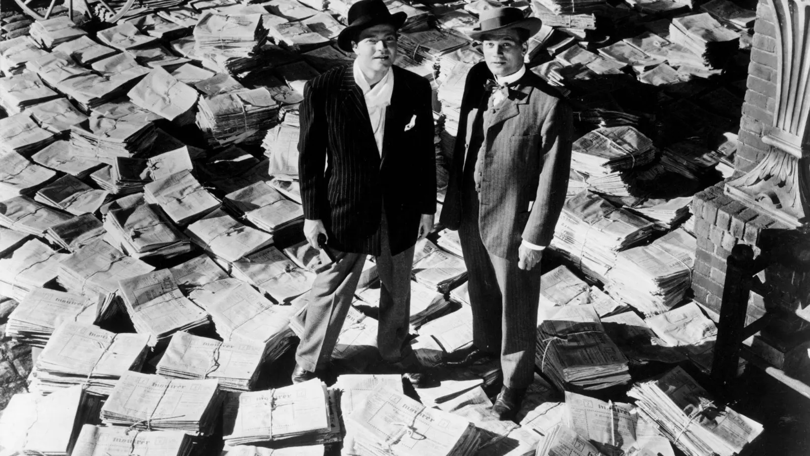 Orson Welles (links) und Joseph Cotten in einer Szene des Filmklassikers „Citizen Kane“ aus dem Jahr 1941.  (Foto: picture alliance / dpa)