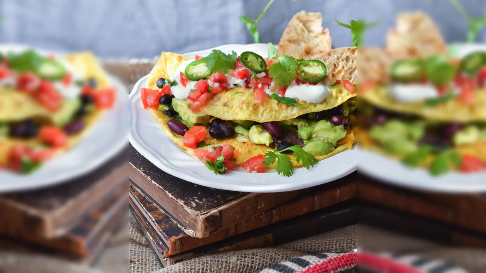 Kleiner Aufwand, großer Geschmack: Das Tex-Mex-Omelett von Foodbloggerin Christina Heß punktet mit leckeren und nährstoffreichen Zutaten. (Foto: Christina Heß/dpa-tmn)