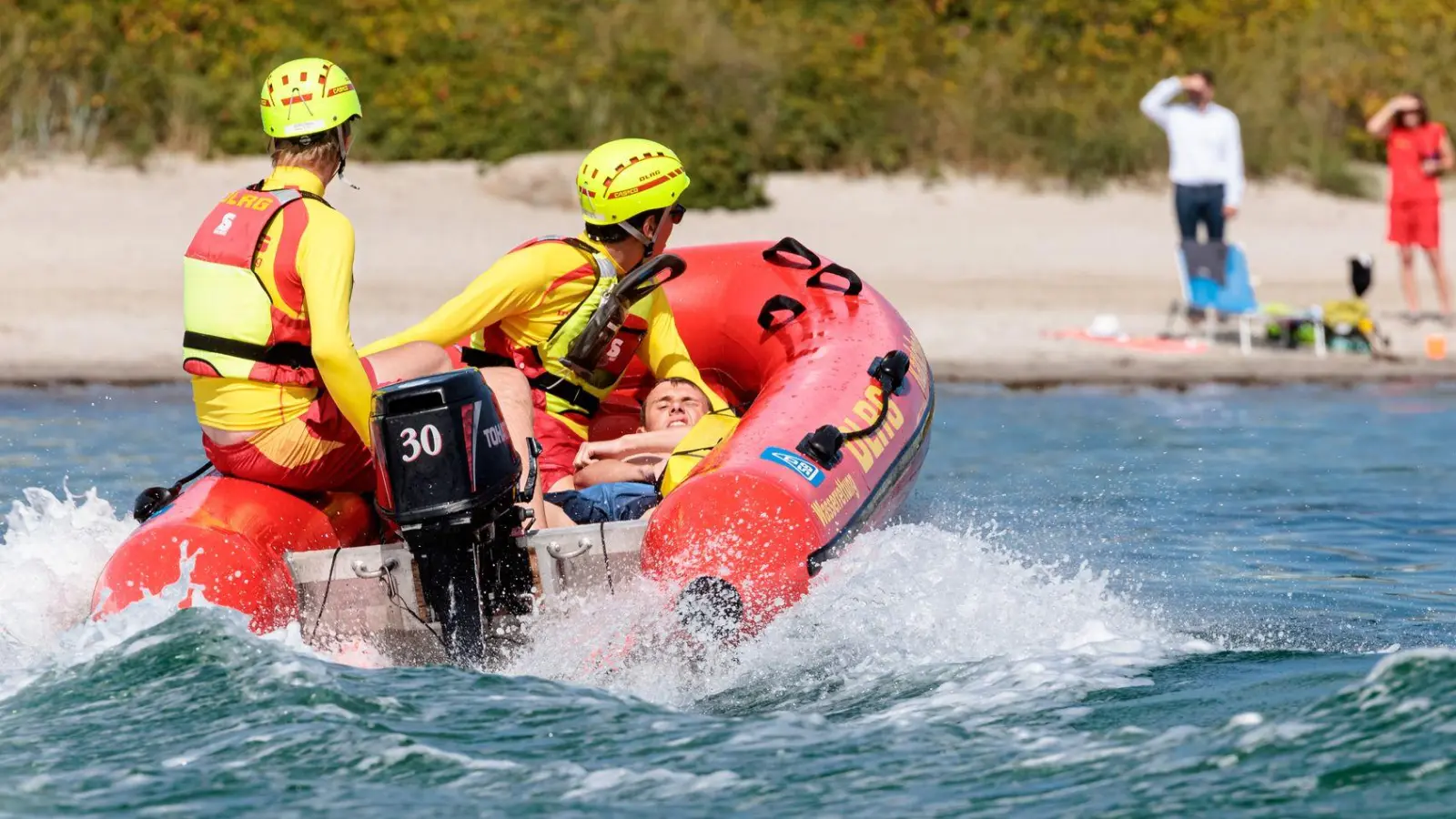 Oft konnten die Retter noch rechtzeitig eingreifen, manchmal kam allerdings jede Hilfe zu spät. (Archivbild) (Foto: Markus Scholz/dpa)