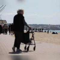 Lebensnachweis erforderlich: Rund 500.000 Rentnerinnen und Rentner im Ausland müssen bis zum 25. September nachweisen, dass sie noch leben, um weiterhin ihre Rente zu erhalten. (Foto: Clara Margais/dpa)