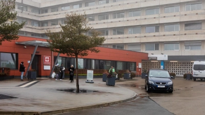 Im Klinikum Ansbach herrschte am Mittwoch wegen zahlreicher Glätteunfälle großer Andrang in der Notaufnahme. (Foto: Evi Lemberger)