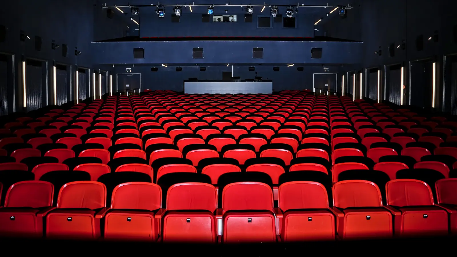 Bleibt erst einmal weiterhin leer: das Große Haus im Theater Ansbach. (Foto: Tizian Gerbing)