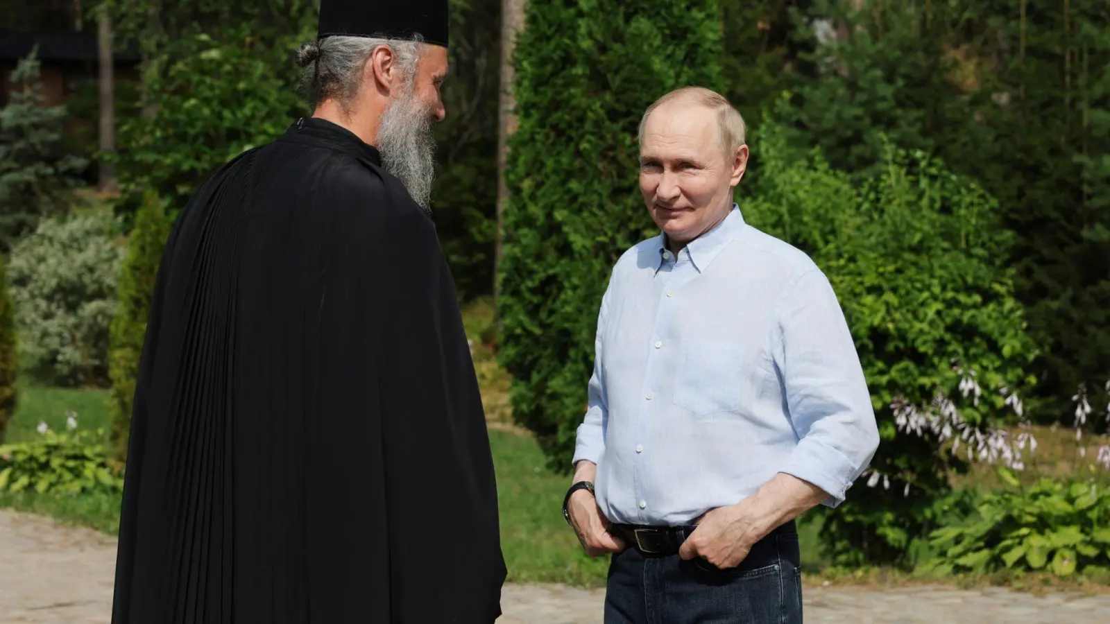 Fast jedes Jahr besucht Putin Kremlchef Putin das orthodoxe Kloster auf der nordrussischen Insel Walaam.  (Foto: Gavriil Grigorov/Pool Sputnik Kremlin/AP/dpa)