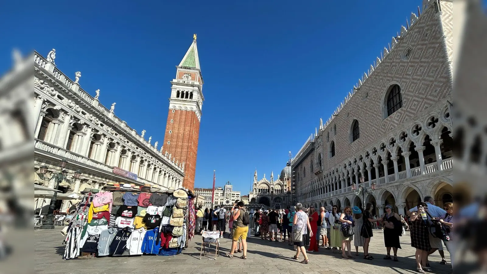 In diesem Jahr nahm Venedig mit dem Eintritt mehr als fünf Millionen Euro ein. (Archivbild) (Foto: Christoph Sator/dpa)