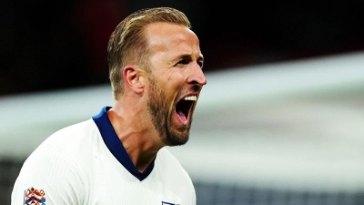 Harry Kane bejubelt eines seiner zwei Tore im 100. Länderspiel. (Foto: Mike Egerton/PA Wire/dpa)