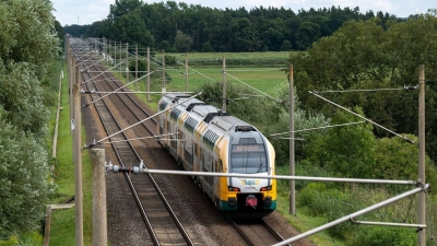 Das Deutschlandticket verursacht hohe Kosten - Bund und Länder streiten seit langem über die Finanzierung. (Archivbild) (Foto: Soeren Stache/dpa)