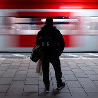 Von Freitagabend bis Montagfrüh müssen Fahrgäste im Münchner Westen mit Einschränkungen leben. (Symbolbild) (Foto: Sven Hoppe/dpa)