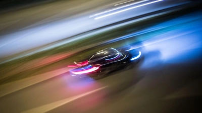 Dem beschuldigten Bestatter droht eine lange Haftstrafe. (Symbolbild) (Foto: Frank Rumpenhorst/dpa)