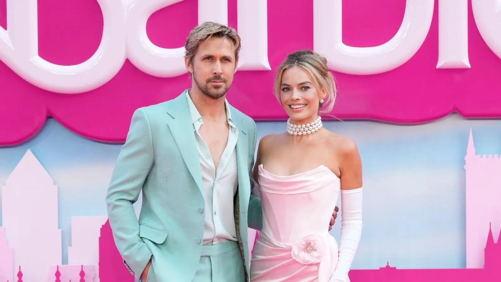 Ryan Gosling und Margot Robbie spielen die Hauptrollen in „Barbie“. (Foto: Scott Garfitt/Invision/AP/dpa)