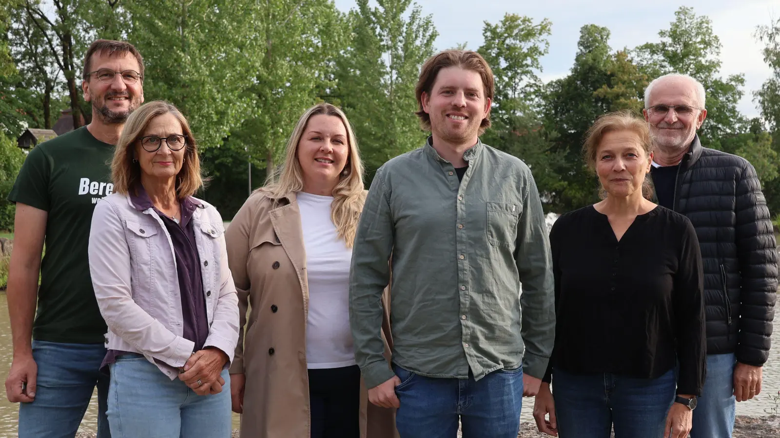 Die Grünen wollen in den Scheinfelder Stadtrat und möglichst sogar auf den Rathauschefsessel (von links): die beiden Ortsverbandssprecher Stefan Jordan und Professorin Dr. Ulrike Hellert, Nadine Sammetinger, der designierte Bürgermeisterkandidat Tim Ohlmann, Kreisrätin Luise Fröhlich und Schriftführer Alfred Munzert. (Foto: Andreas Reum)