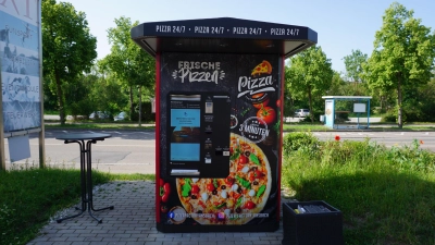 Ein Pizzaautomat wie an der Schalkhäuser Straße in Ansbach soll bald auch in Lichtenau stehen. (Foto: Andrea Walke)