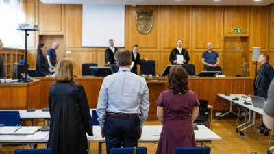 Vor Gericht räumte der Angeklagte Fehler ein und bedauerte die Entscheidung.   (Foto: Christoph Schmidt/dpa)