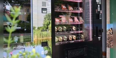 Rund um die Uhr kann an den Verkaufsautomaten eingekauft werden. (Foto: Antonia Müller)