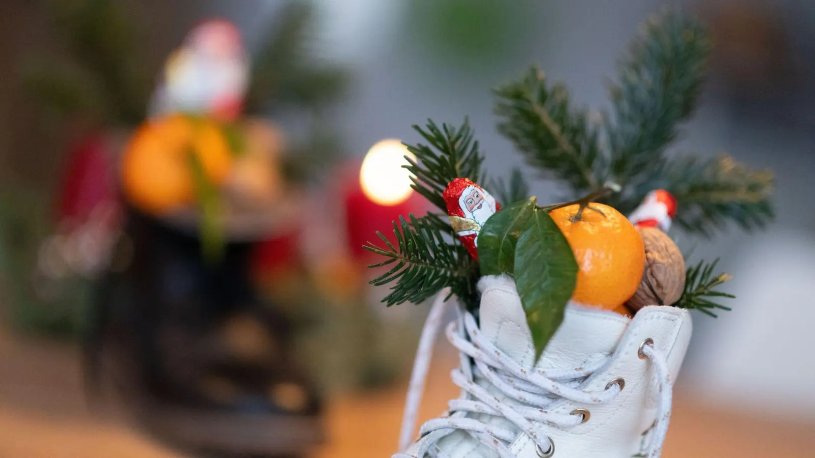 Jeder dritte Verbraucher in Deutschland plant zum Nikolaustag Einkäufe. (Foto: Marijan Murat/dpa)
