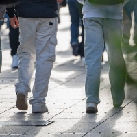 Junge Menschen wollen an diesem Samstag in vielen deutschen Städten auf die Straße gehen. (Symbolbild) (Foto: Helena Dolderer/dpa)