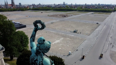 Die Veranstalter haben den Behörden eine Großdemonstration auf der Theresienwiese angezeigt. (Foto: Peter Kneffel/dpa)