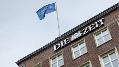 Das Landgericht will die bei einer „Zeit“-Journalistin sichergestellten Interview-Aufnahmen derzeit nicht anrühren. (Archivbild) (Foto: Ulrich Perrey/dpa)