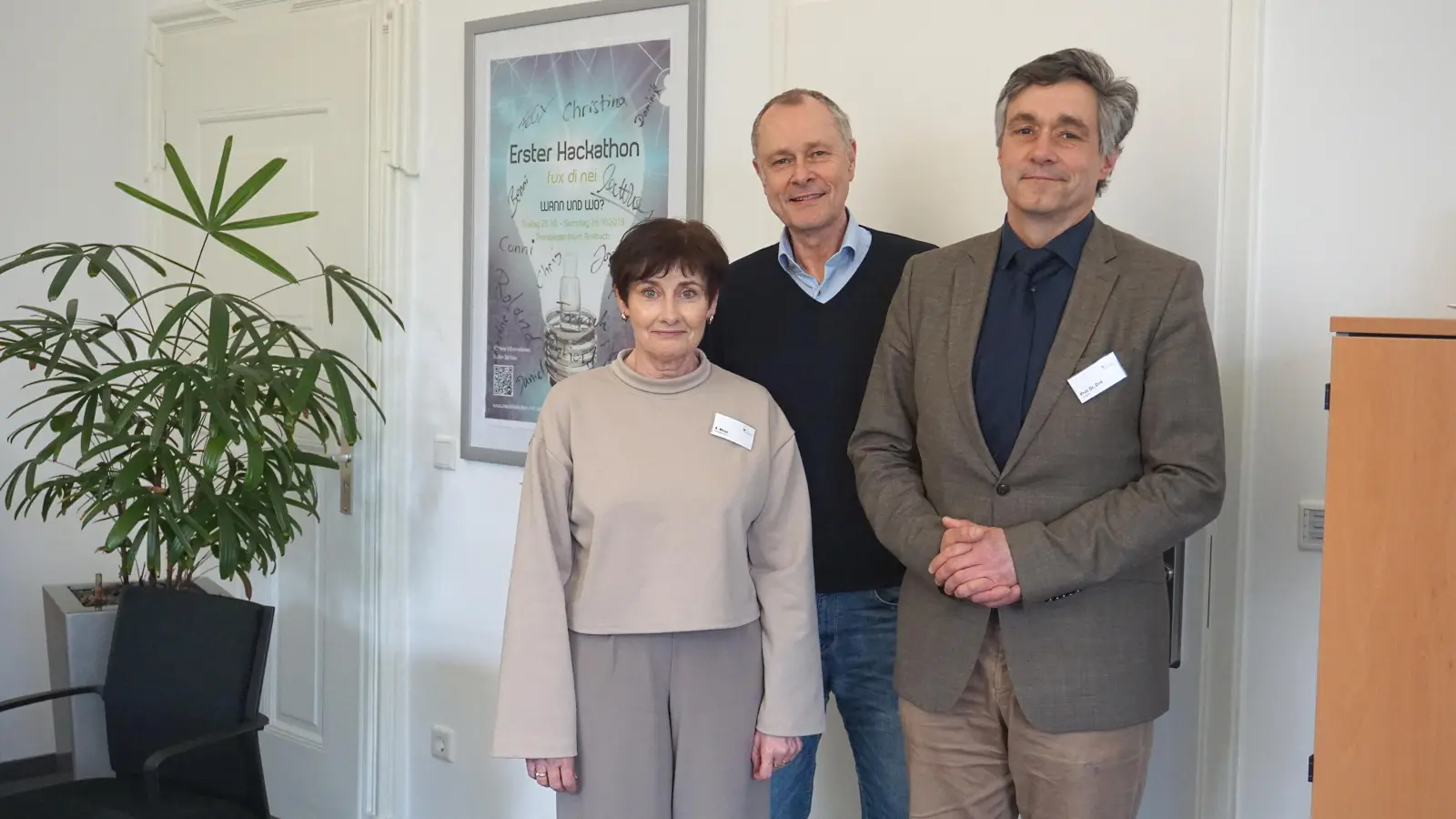 Die Sicherheit im Bezirksklinikum ist ihnen wichtig (von links): Pflegedirektorin Angelika Meier, medizinischer Vorstand Dr. Matthias Keilen und Chefarzt Prof. Dr. Mathias Zink. (Foto: Andrea Walke)