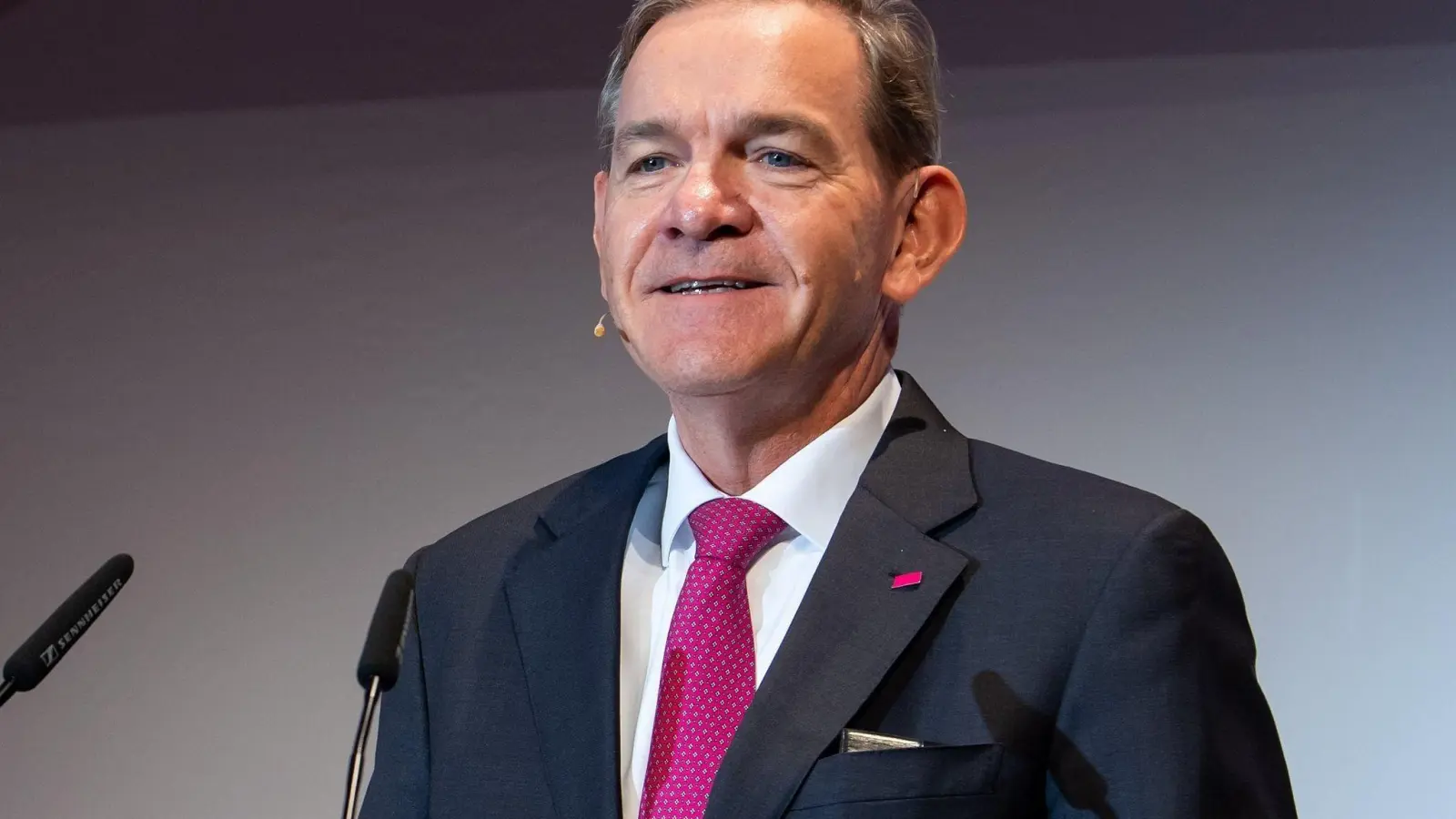 Reinhold von Eben-Worlée: „Deutschland hat sich in Bürokratie und starren Strukturen verheddert und selbst gefesselt.“ (Foto: Bernd von Jutrczenka/dpa)